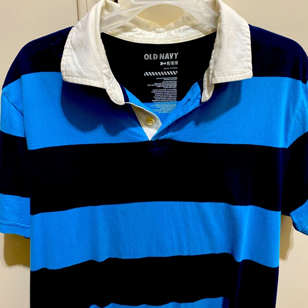 Old Navy Medium T shirt